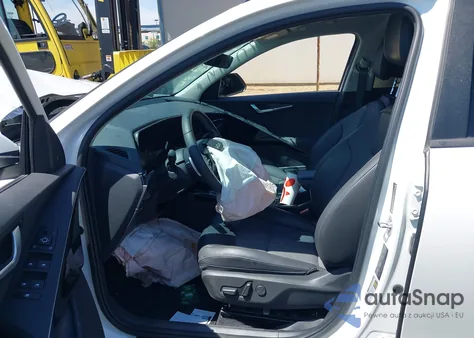 2024 Kia Niro Ex из США, поврежденный, VIN KNDCR3LE8R5169551